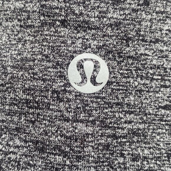 Lululemon Women’s Cropped Capri Leggings Size 8 Dark Heathered Gray Activewear - Picture 6 of 7